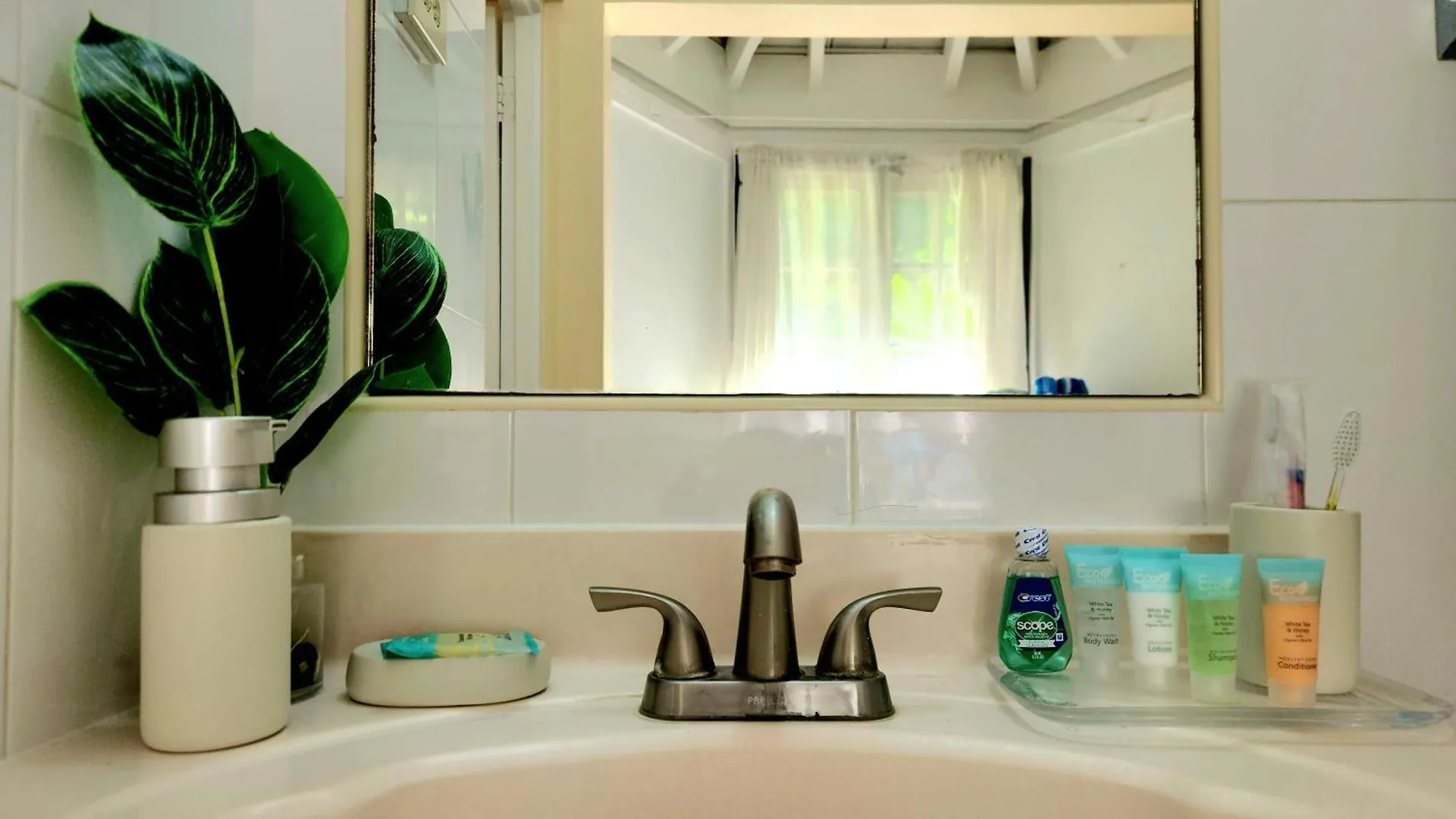 Relax On The Ridge - Ocho Rios Escape Villa Jamaica