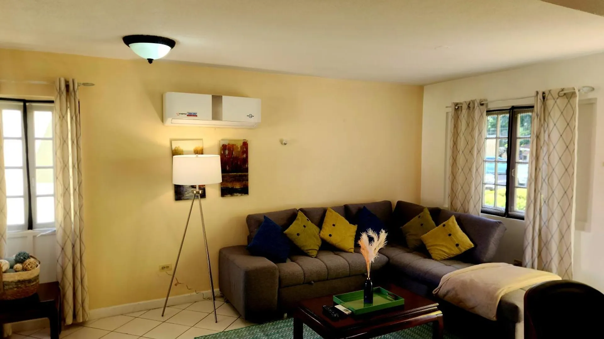 Relax On The Ridge - Ocho Rios Escape Villa Jamaica
