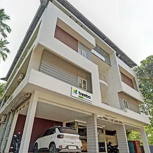 https://sreepathi-nirmalyam.kerala-hotels.net
